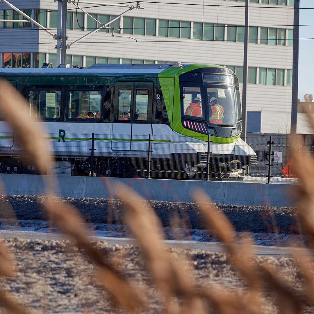 Images of the REM car during tests on the South Shore / © Alstom / C. Fleury