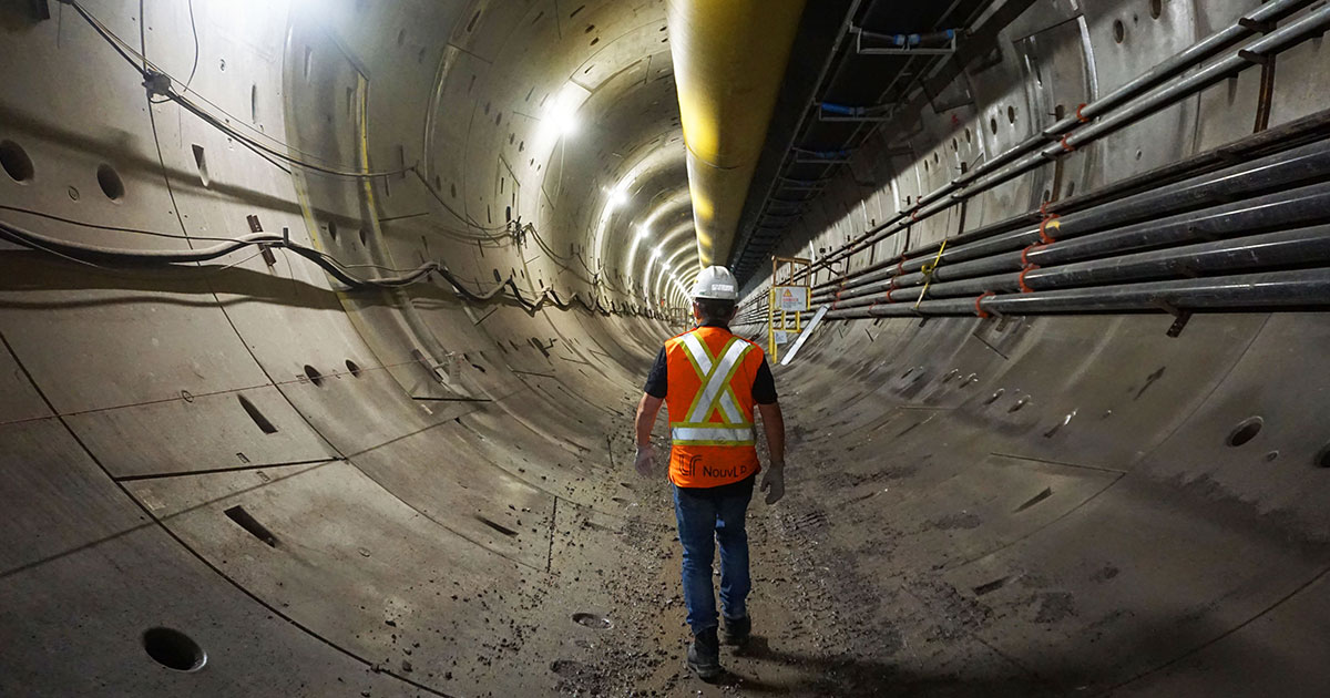 Photo des travaux dans le tunnel Mont-Royal