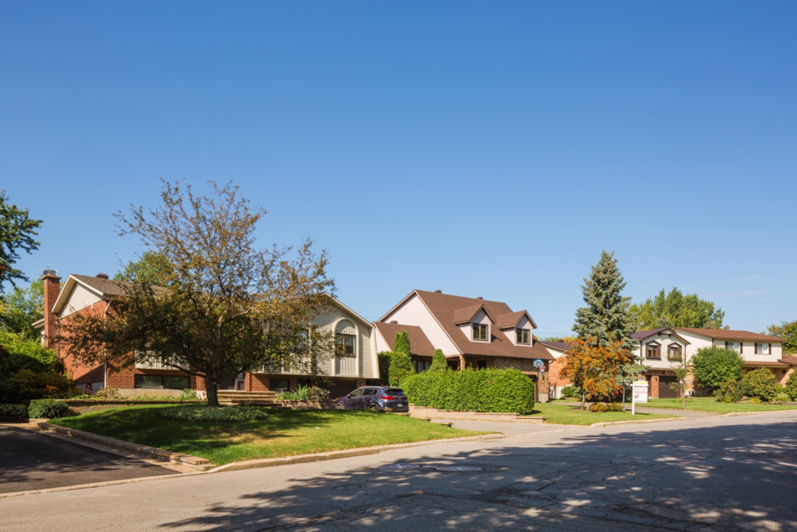 Neighbourhood meeting - Sainte-Dorothée (area west of Avenue des Bois)