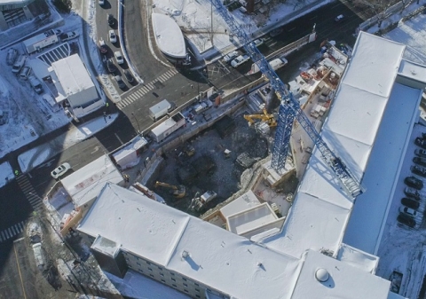 Édouard-Montpetit station: Excavating 20 storeys underground