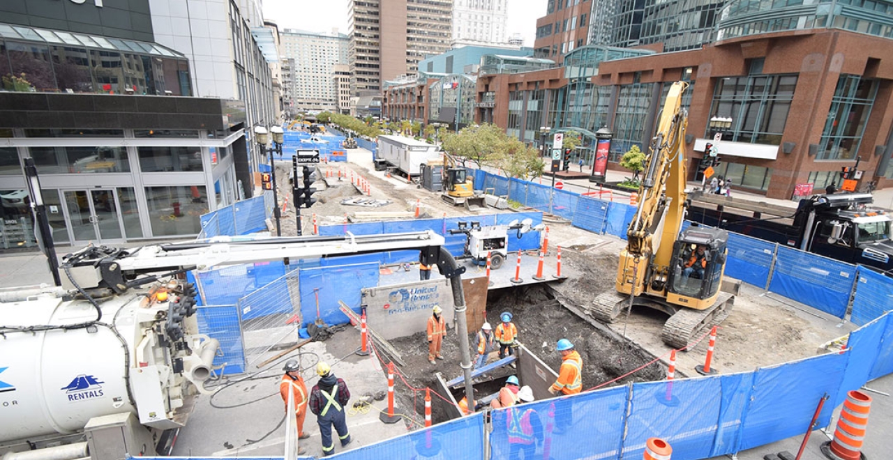 December 2018: Relocation and utility protection work on McGill College Avenue completed.