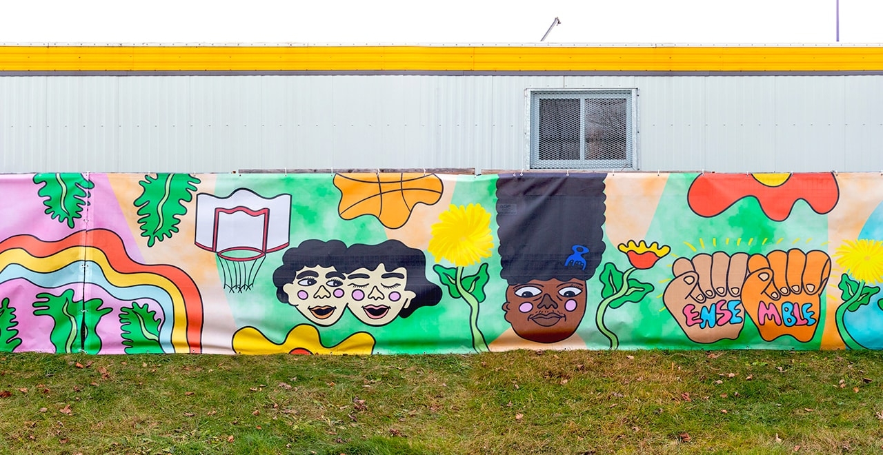 This mural is about diversity, the mix of cultures and the sense of community that young people have managed to create in this neighborhood, due in particular Maison des Jeunes À-MA-BAIE.